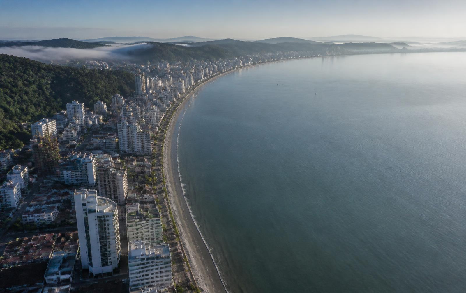 Vista aérea regional — Imagem de referência